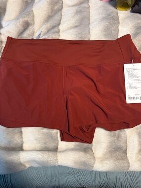 Lululemon Speed Up 2.5 Cranberry Charm